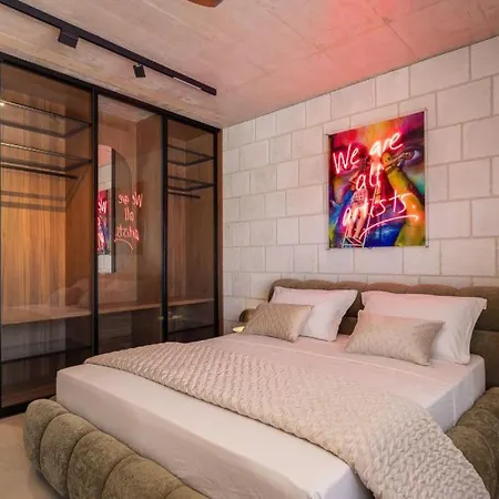 Villa Fantazija - Split By Guide Klanac (Split-Dalmatia)